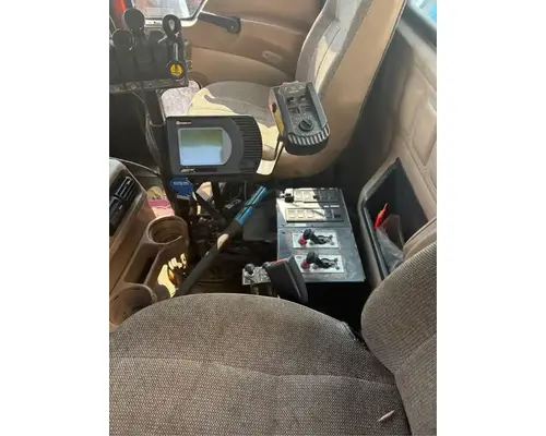 Mack CV713 Granite Cab