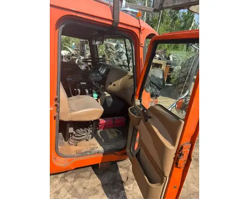 Mack CV713 Granite Cab