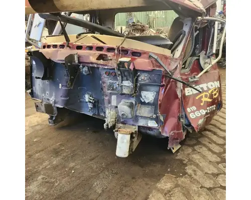 Mack CV713 Granite Cab