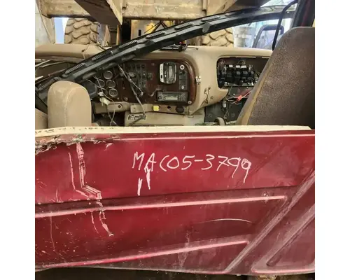 Mack CV713 Granite Cab