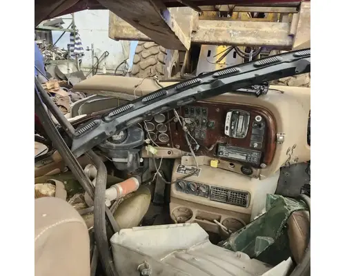 Mack CV713 Granite Cab