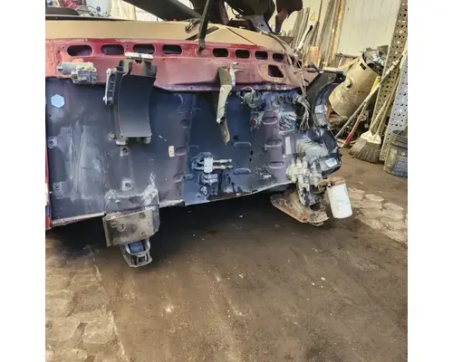 Mack CV713 Granite Cab