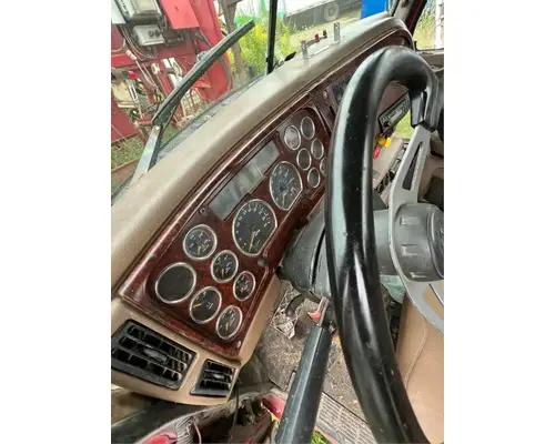 Mack CV713 Granite Cab