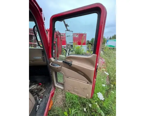 Mack CV713 Granite Cab