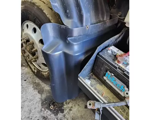Mack CV713 Granite Fender Extension