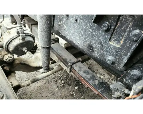 Mack CV713 Granite Leaf Spring, Front