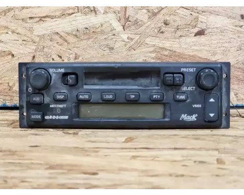 Mack CV713 Granite Radio