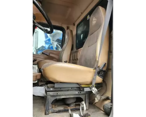 Mack CV713 Granite Seat, Front