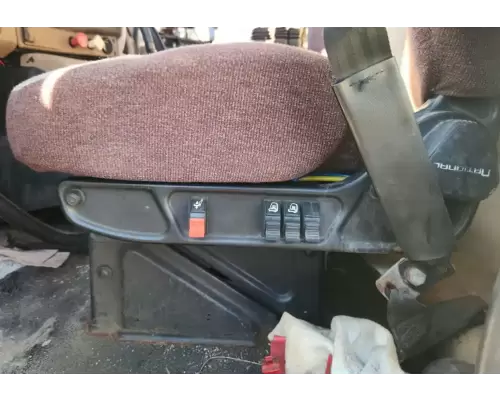 Mack CV713 Granite Seat, Front