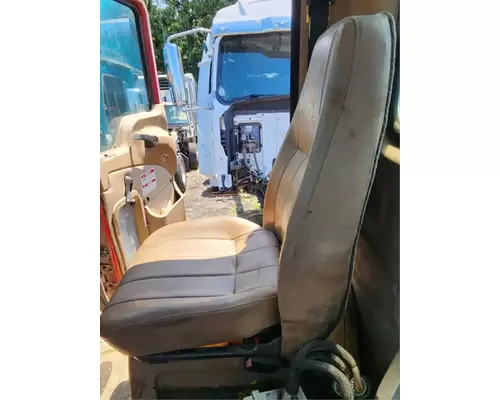 Mack CV713 Granite Seat, Front