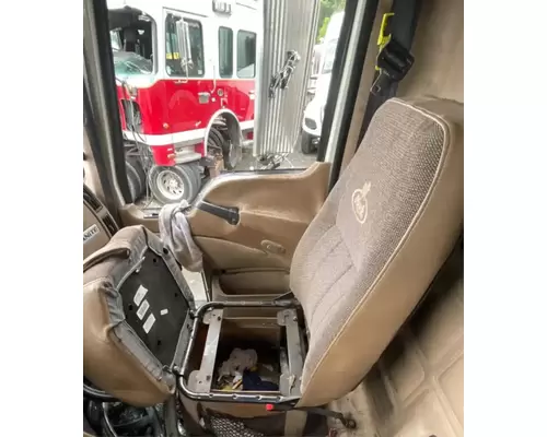 Mack CV713 Granite Seat, Front