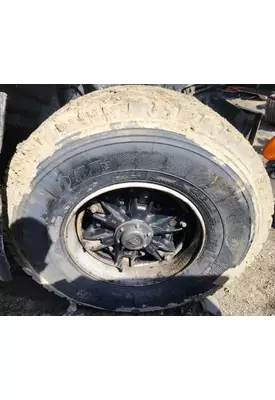 Mack CV713 Granite Spindle / Knuckle, Front