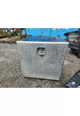Mack CV713 Granite Tool Box