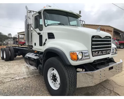 Mack CV713 Complete Vehicle