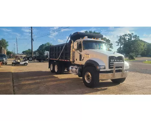 Mack CV713 Complete Vehicle