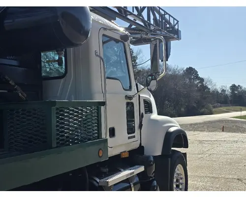 Mack CV713 Complete Vehicle