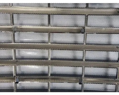 Mack CX VISION Grille