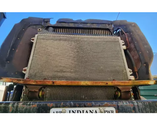 Mack CX612 Vision Radiator