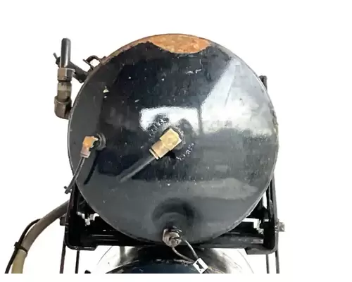 Mack CX613 Vision Air Tank