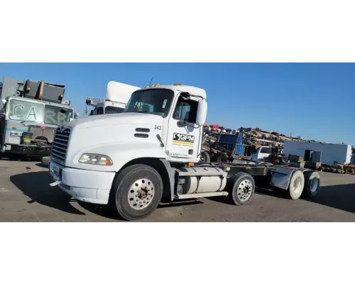 Mack CX613 Vision Cab