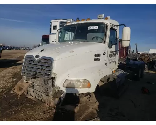 Mack CX613 Vision Cab