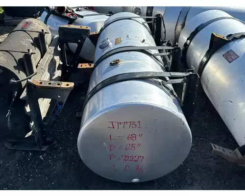 Mack CX613 Vision Fuel Tank