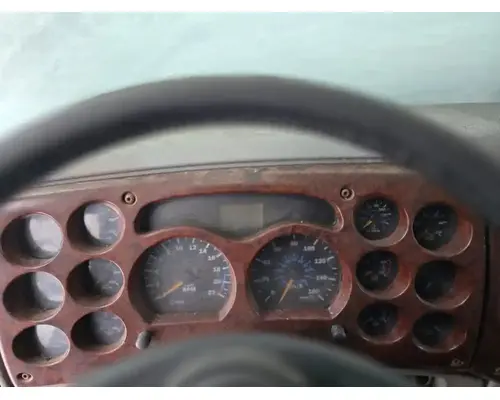 Mack CX613 Instrument Cluster