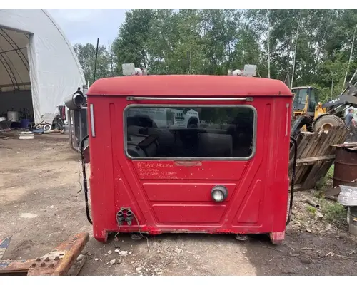 Mack CXN613 Cab