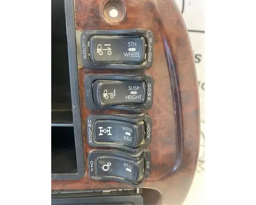 Mack CXN613 Dash Assembly