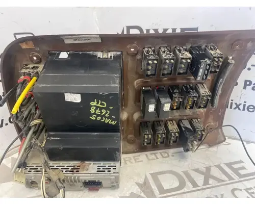 Mack CXN613 Dash Assembly