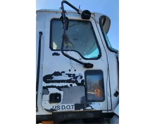 Mack CXN613 Door Assembly, Front