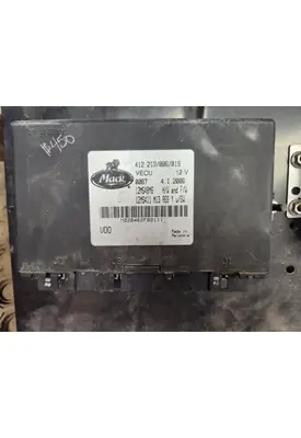 Mack CXN613 ECM