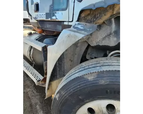 Mack CXN613 Fender Extension