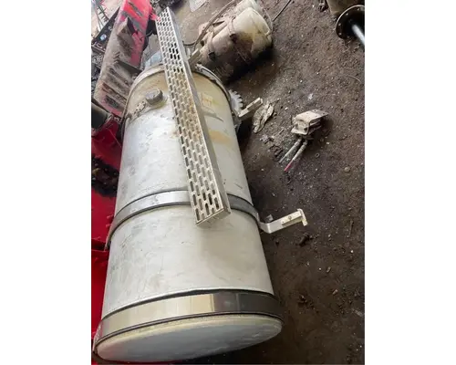Mack CXN613 Fuel Tank