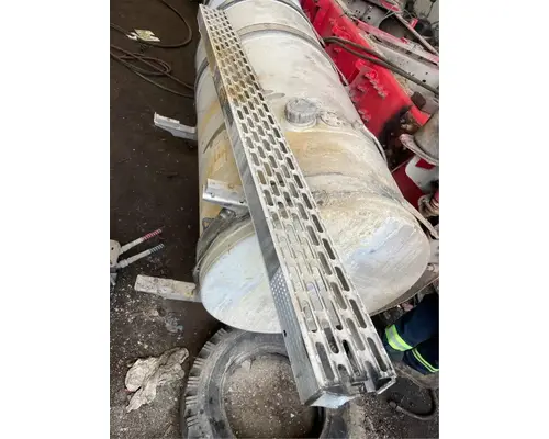 Mack CXN613 Fuel Tank