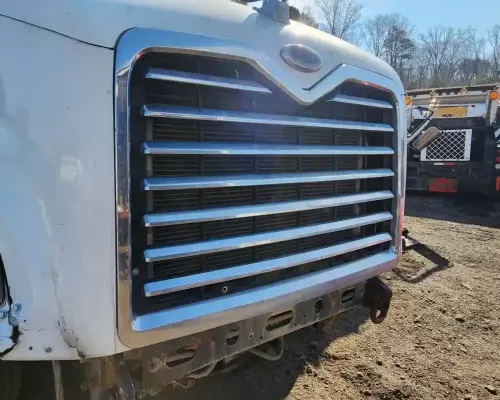 Mack CXN613 Grille