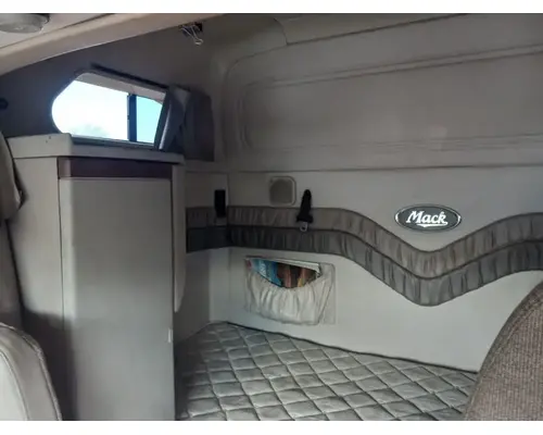 Mack CXN613 Miscellaneous Parts