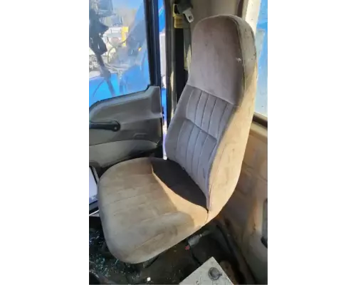 Mack CXN613 Seat, Front