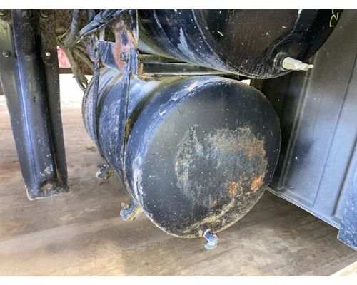 Mack CXN Air Tank