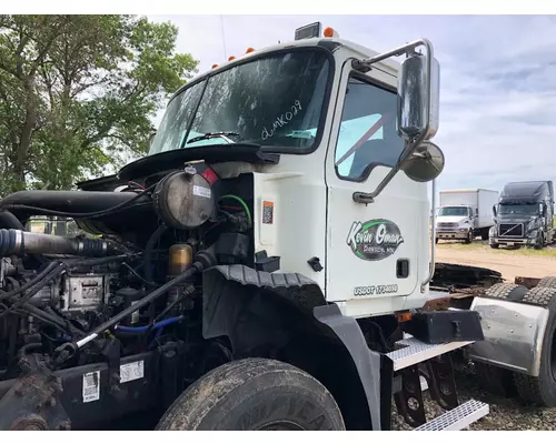 Mack CXN Cab Assembly