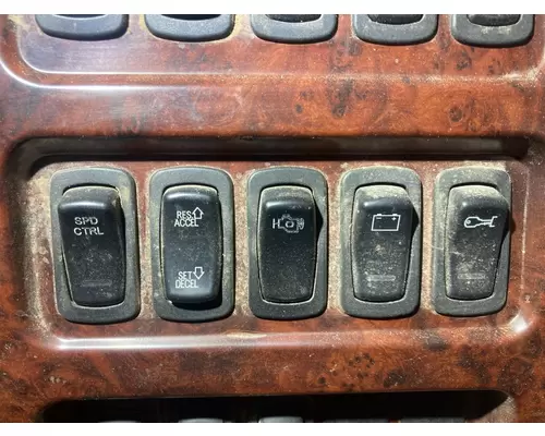 Mack CXN Dash Assembly