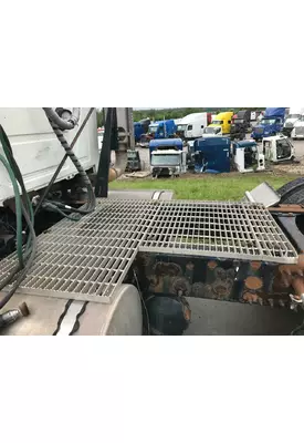 Mack CXN Deckplate