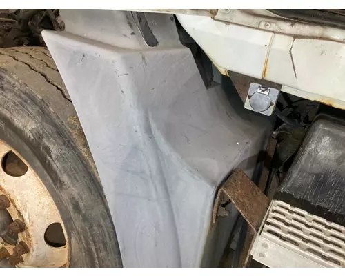 Mack CXN Fender