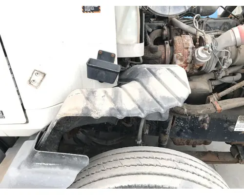 Mack CXN Fender