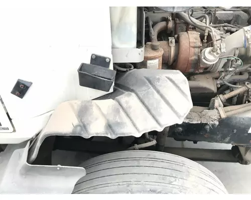Mack CXN Fender