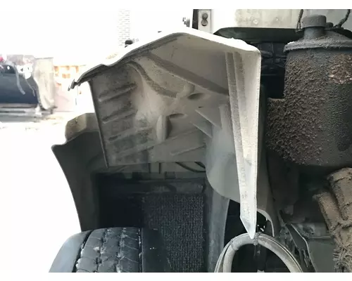 Mack CXN Fender