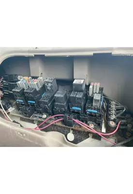 Mack CXN Fuse Box