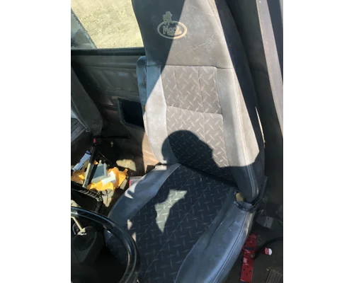 Mack CXN Seat (Air Ride Seat)