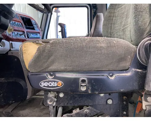 Mack CXN Seat (non-Suspension)