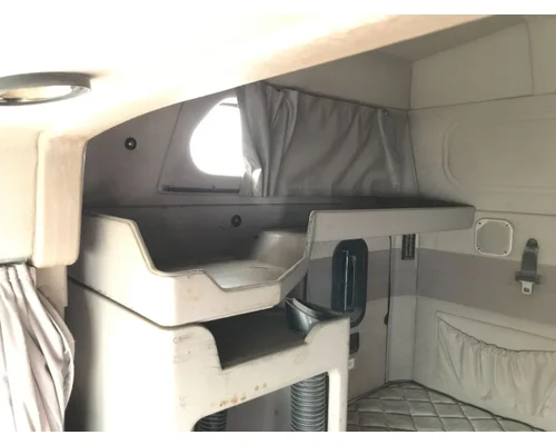 Mack CXN Sleeper Cabinets